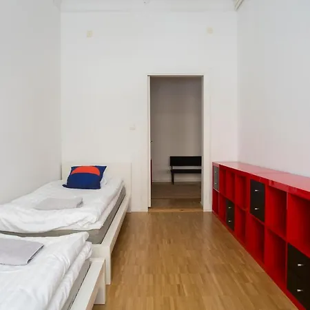 2ndhomes Luminous 2br In Katajanokka With Sauna Lägenhet