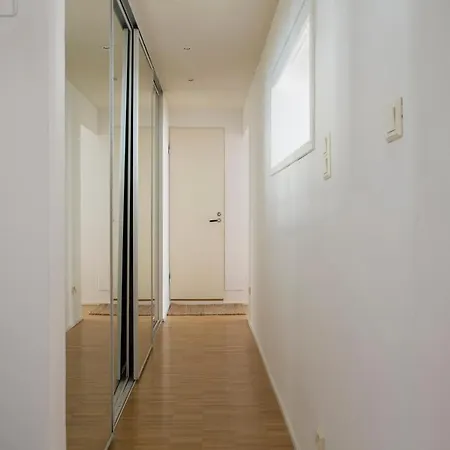 2ndhomes Luminous 2br In Katajanokka With Sauna Helsingfors
